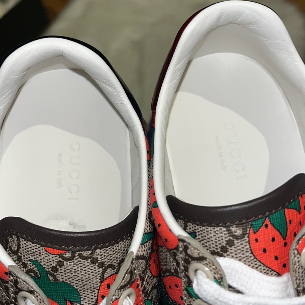 Gucci Ace Strawberry Sneakers - Picture 12 of 16